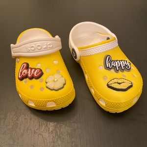 Crocs x Drew Barrymore cutest toddler girls yellow
